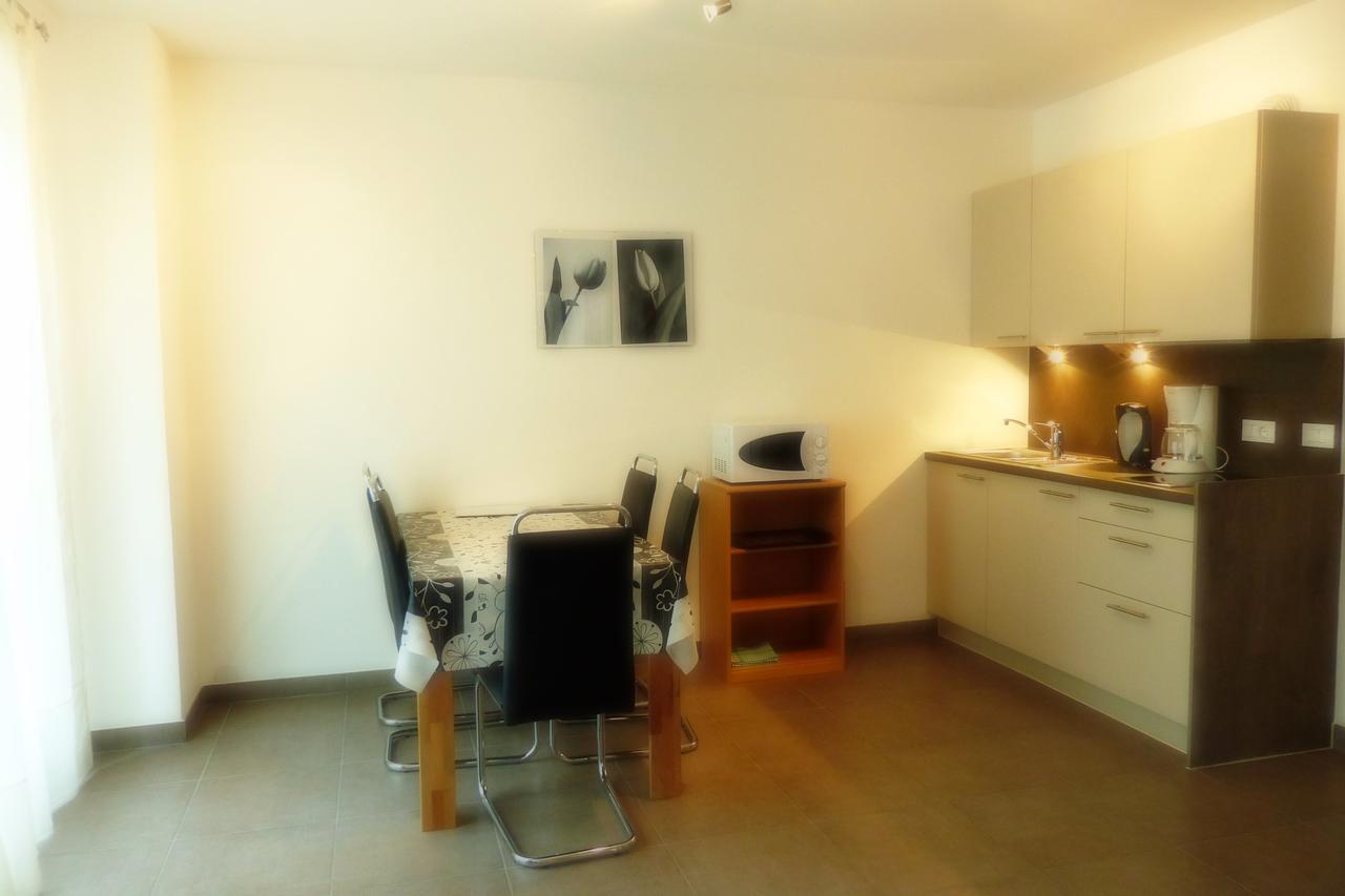 Residence Liesy تيسيمو المظهر الخارجي الصورة
